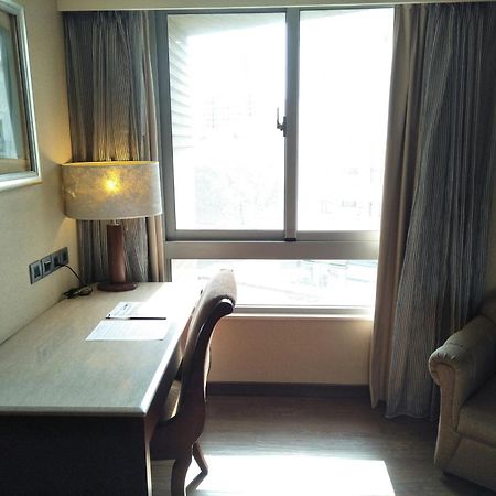 Taichung Charming City Hotel Exteriör bild