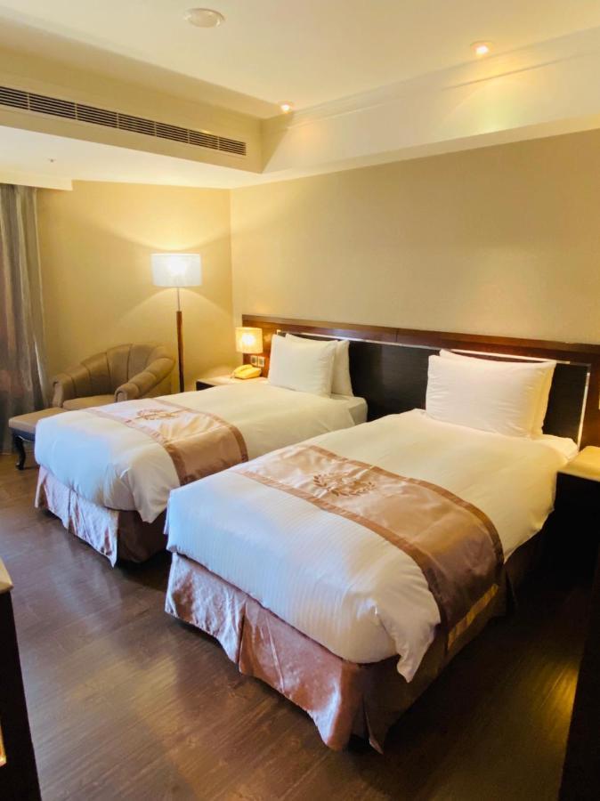 Taichung Charming City Hotel Exteriör bild