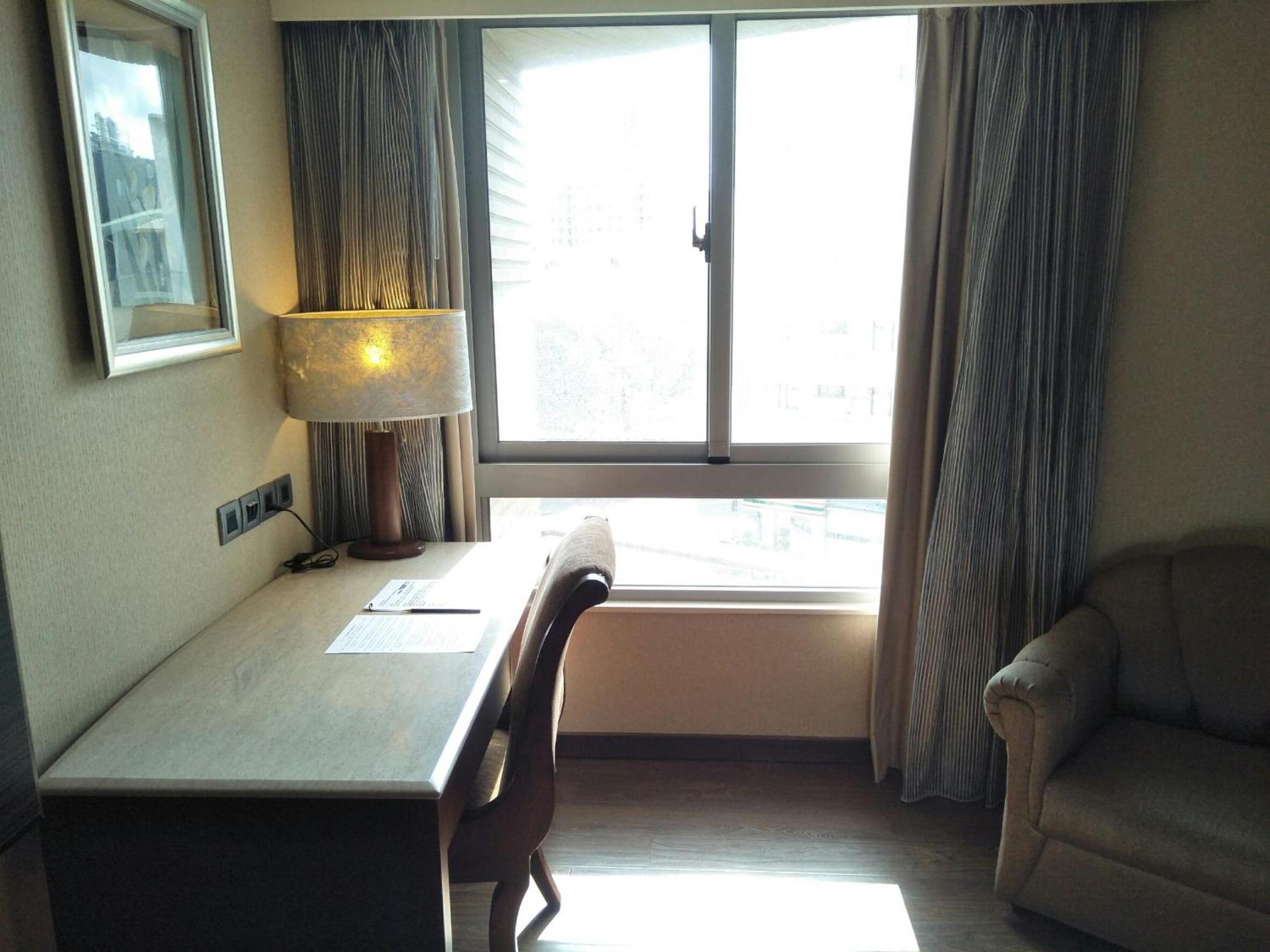 Taichung Charming City Hotel Exteriör bild