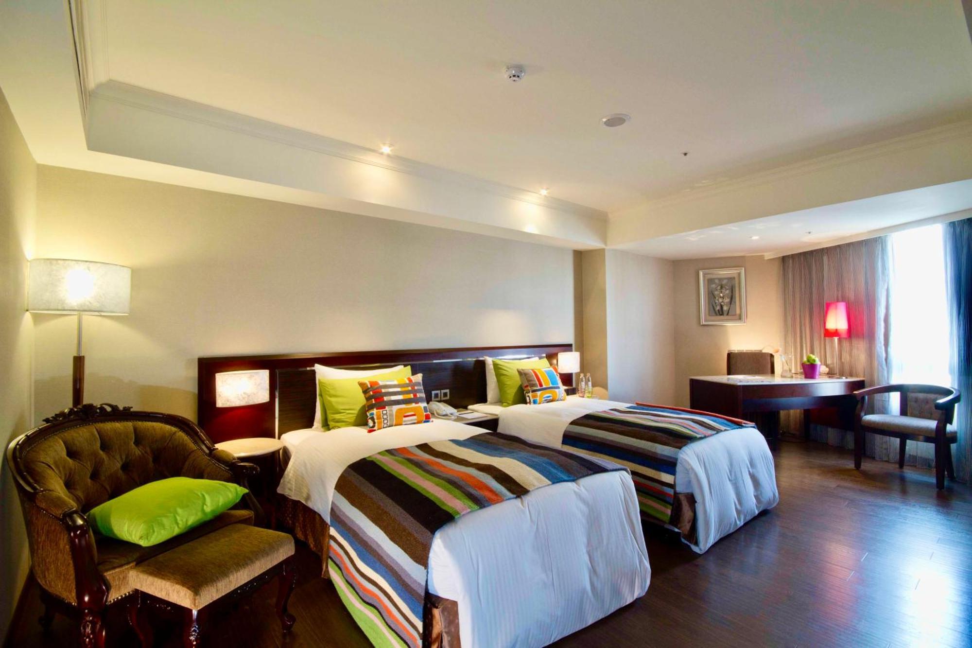 Taichung Charming City Hotel Exteriör bild
