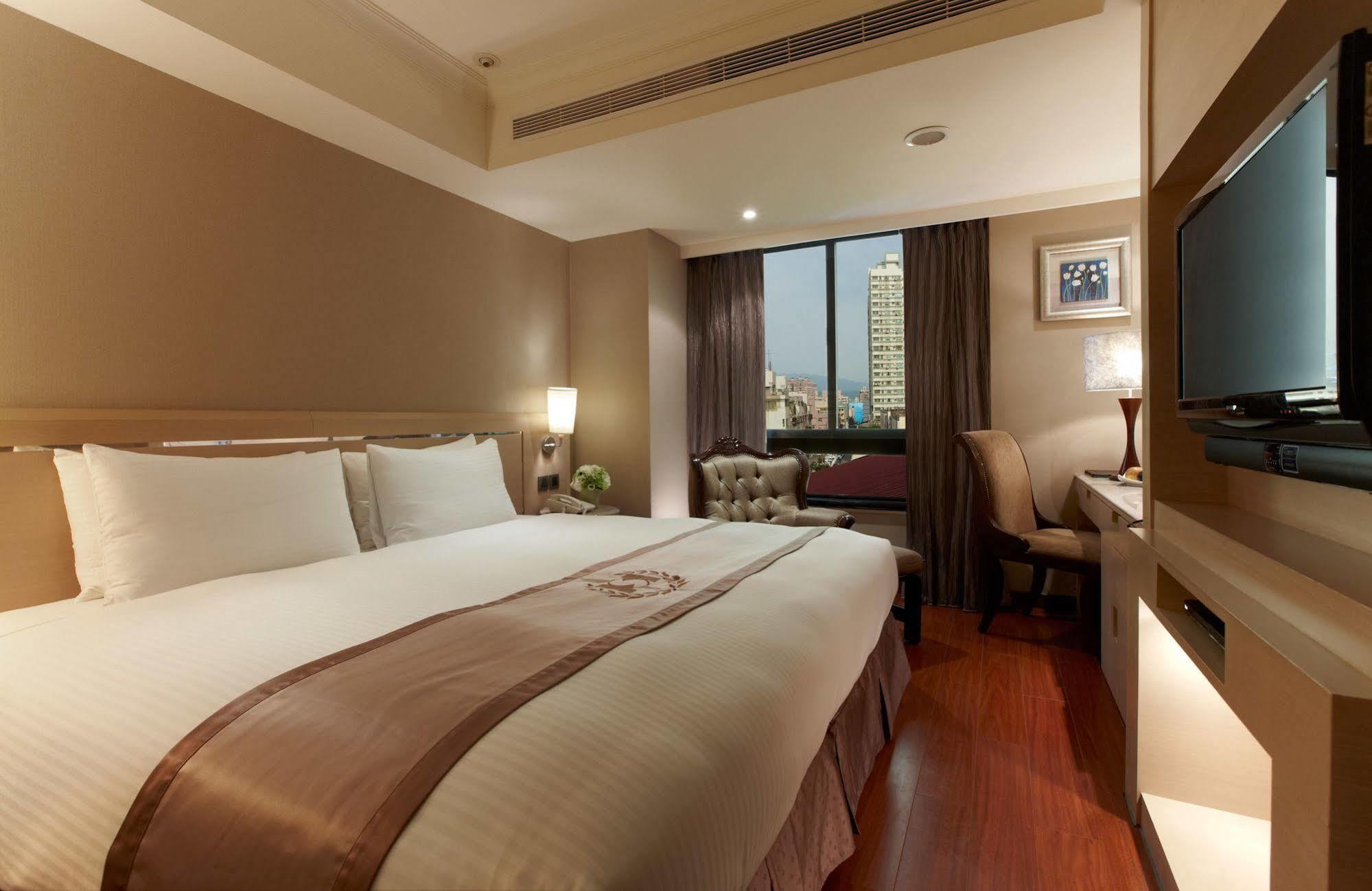 Taichung Charming City Hotel Exteriör bild
